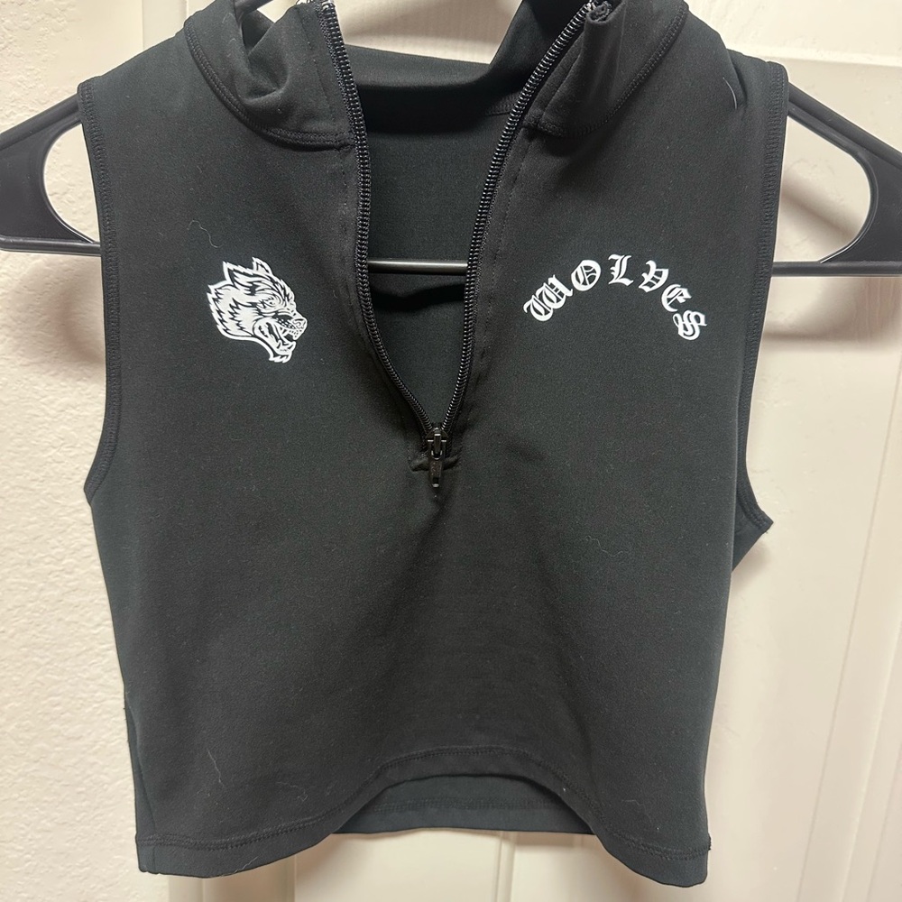 Darc Sport Wolves Black Sleeveless zip up